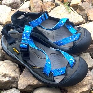 Keen water shoes